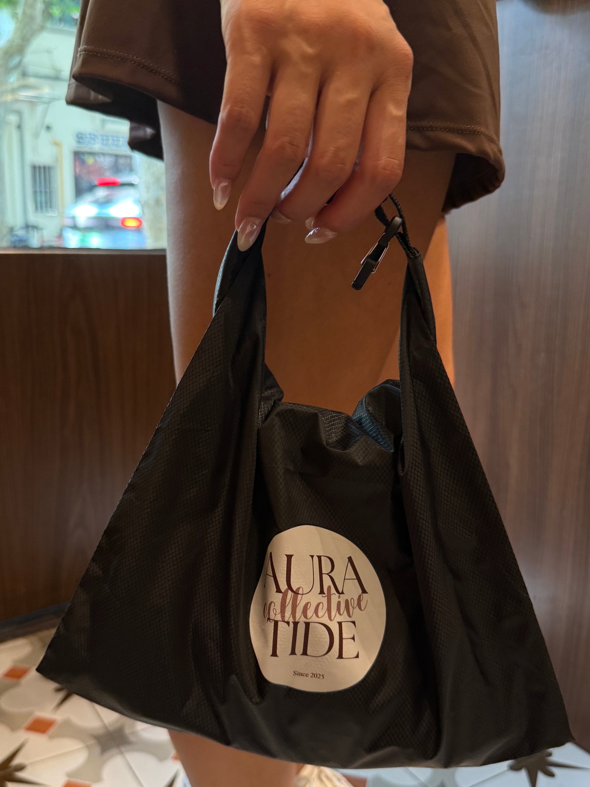 Water proof sports bags for 7 or more pcs purchase in 1 order ! – tennis gear in {{ product_color }} | Aura Tide Collective | Shop Water proof sports bags for 7 or more pcs purchase in 1 order ! online for {{ product_tags | join: ", " }} – Fast shipping worldwide.