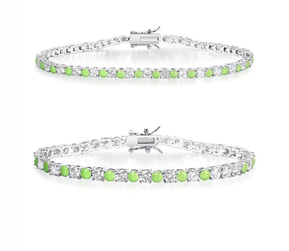 White gold zircon tennis bracelet with an interlocking design – tennis jewelry in {{ product_color }} | Aura Tide Collective | Shop White gold zircon tennis bracelet with an interlocking design online for {{ product_tags | join: ", " }} – Fast shipping worldwide.